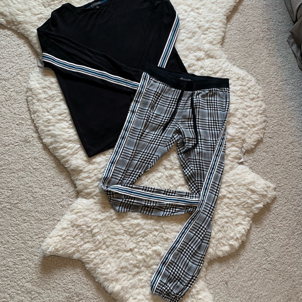 PJ Salvage lounge/sleep set Small
